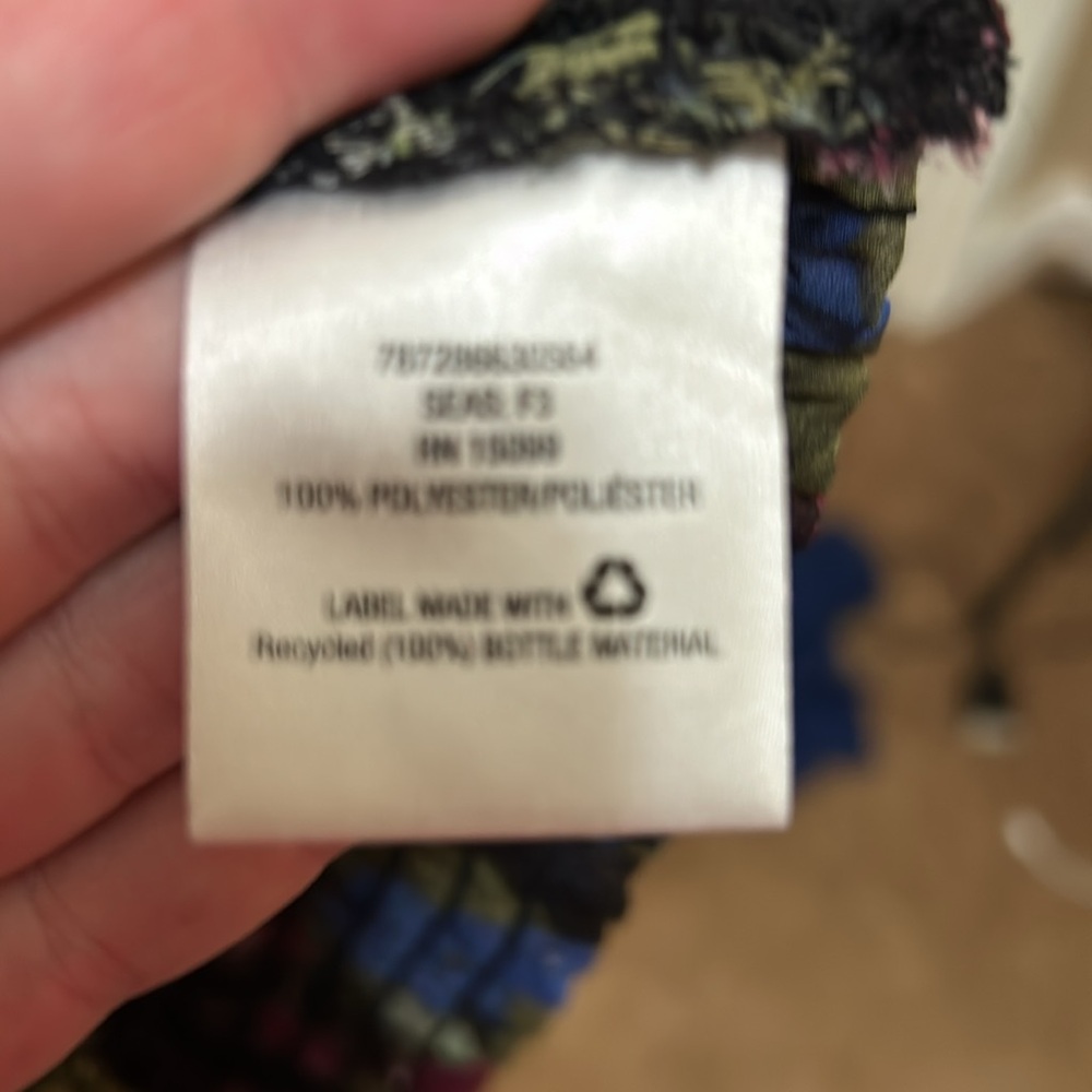 Shirt - Picture 4 of 5
